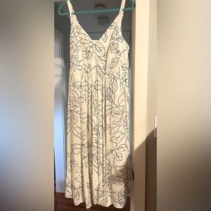 Torrid tea length Sundress | White w black | Size '2'